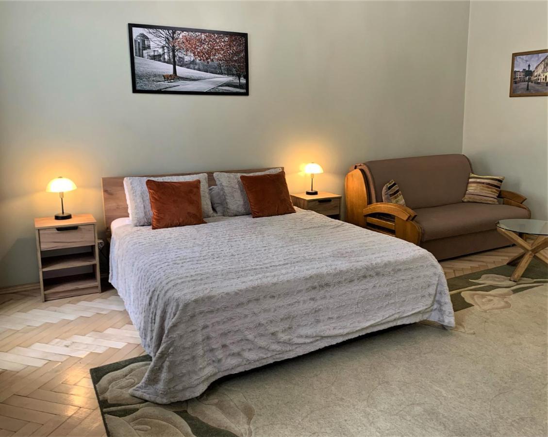 Glorious Apartment Near The Old City Leópolis Exterior foto